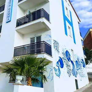 https://hostal-santa-gemma.catalonia-hotels.com